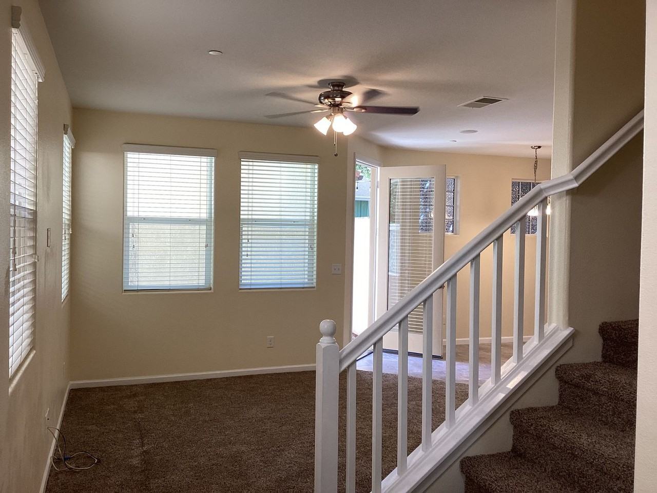 7024 N Harmony Dr - Photo 3 of 26