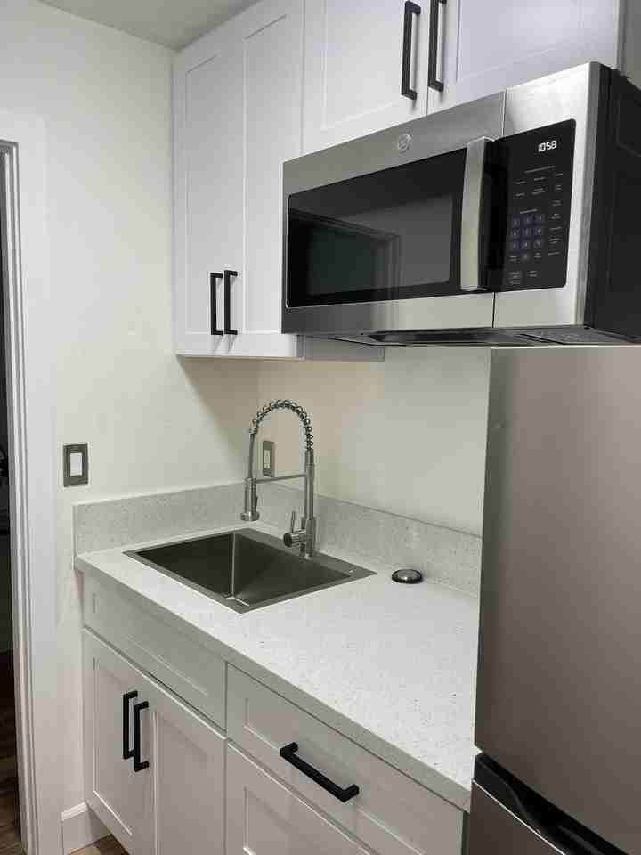 26138 Jesmond Dene Rd #NA - Photo 4 of 6