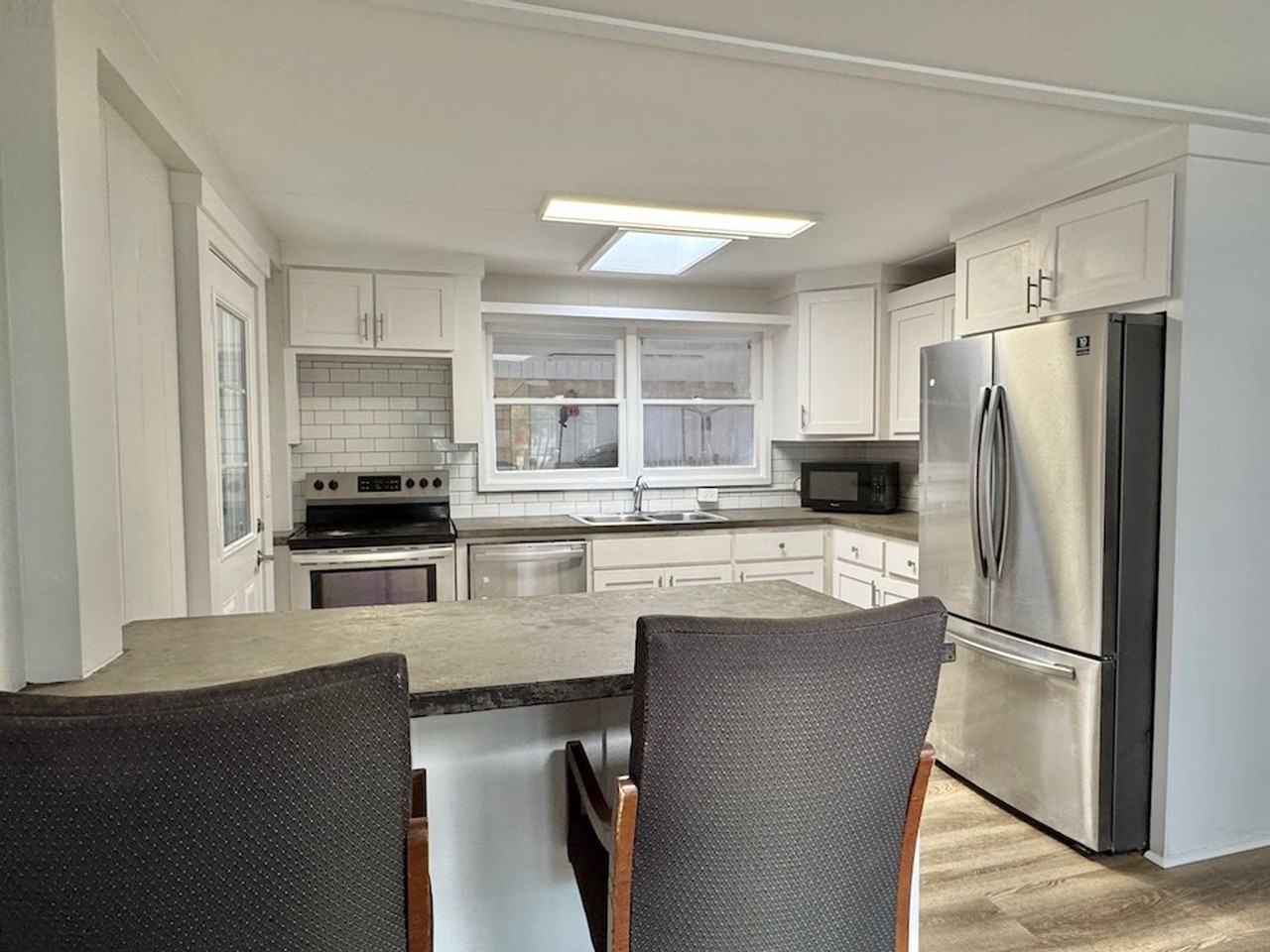 5252 Laukona - 5252 Laukona St. - Photo 3 of 14