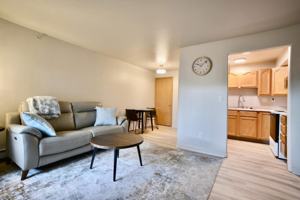 featured image of 7016 Weimer Street #8
