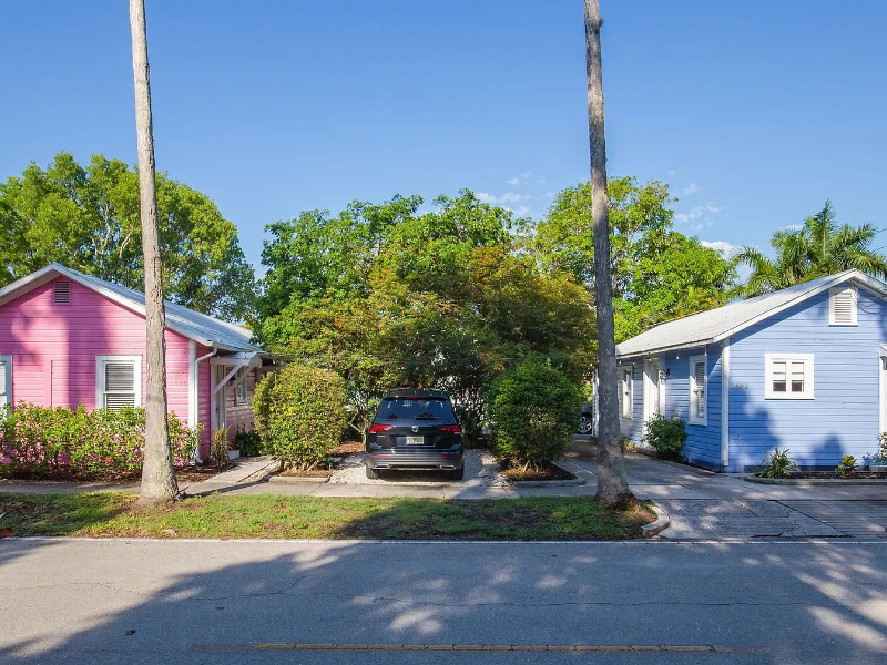 1604 Hough St - Photo 7 of 19