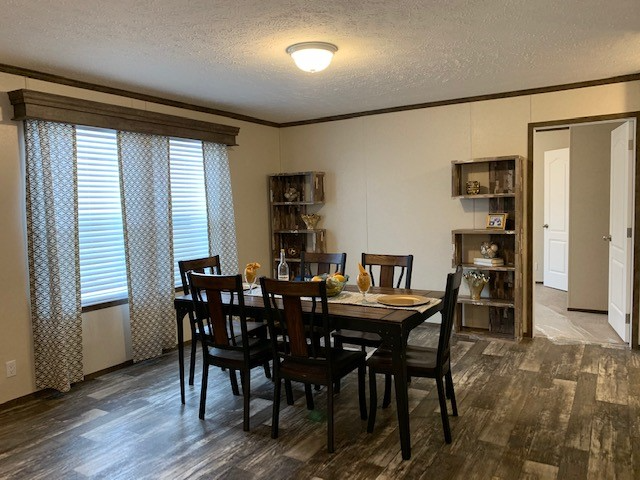 1270 Beacon Hill Ct - Photo 3 of 20