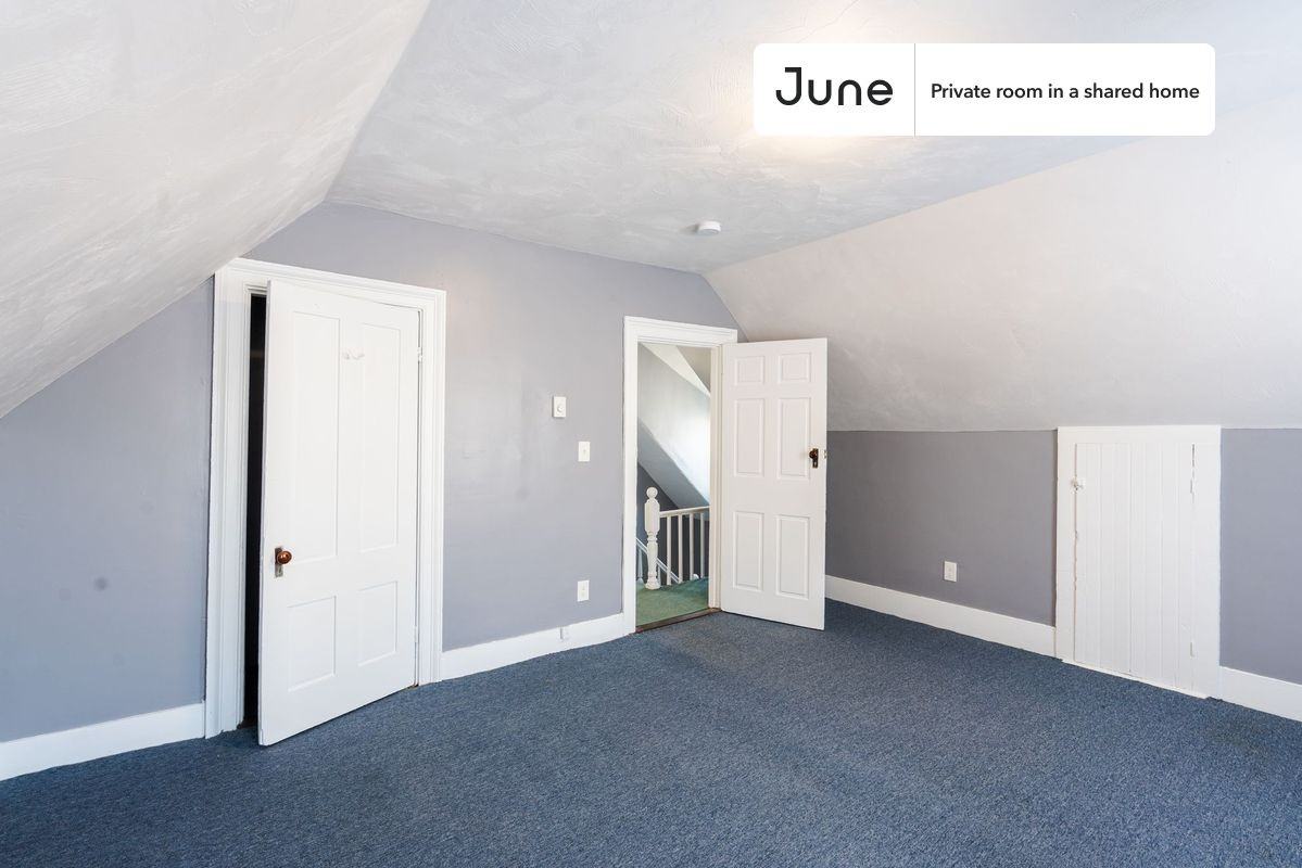 19 Harrison St #D - Photo 5 of 16