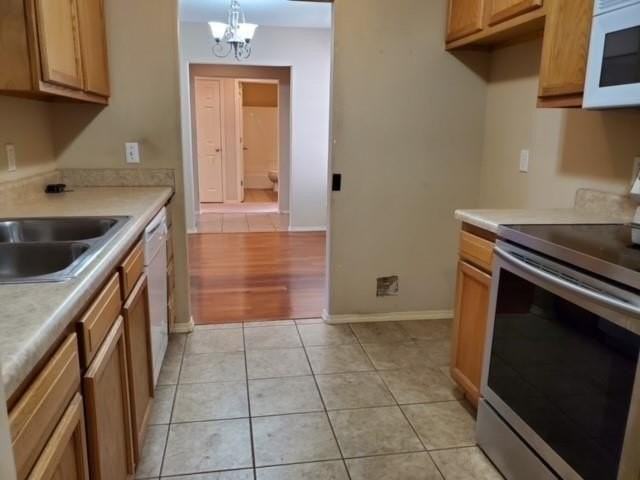 6204 Sw Meadow Well Ave - Photo 4 of 15