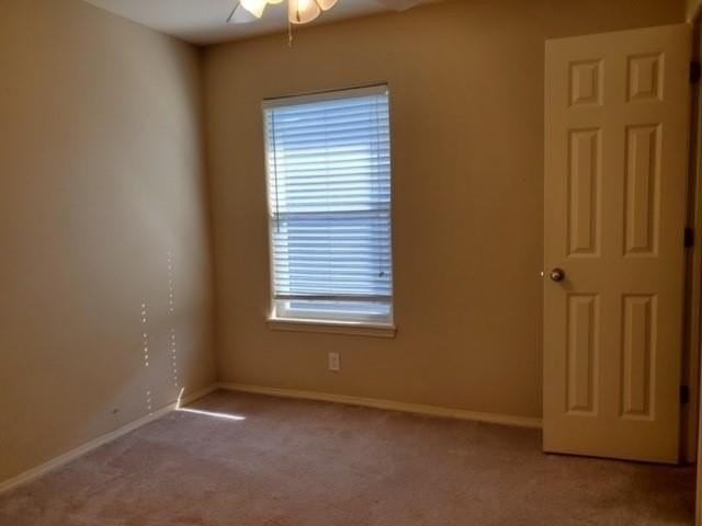 6204 Sw Meadow Well Ave - Photo 7 of 15