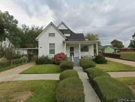 1212 W 11th St - Photo 1 of 1