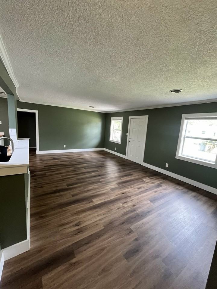 289 Las Olas Rd - Photo 2 of 16