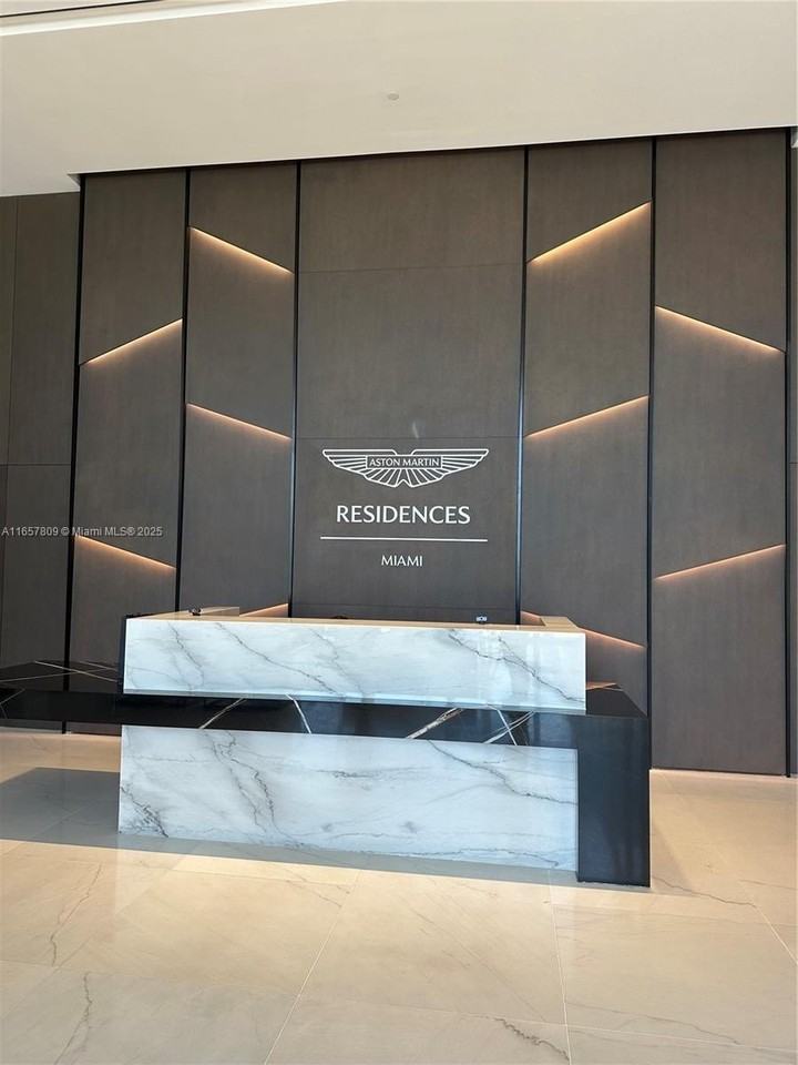 300 Biscayne Boulevard Way #1909 - Photo 3 of 42