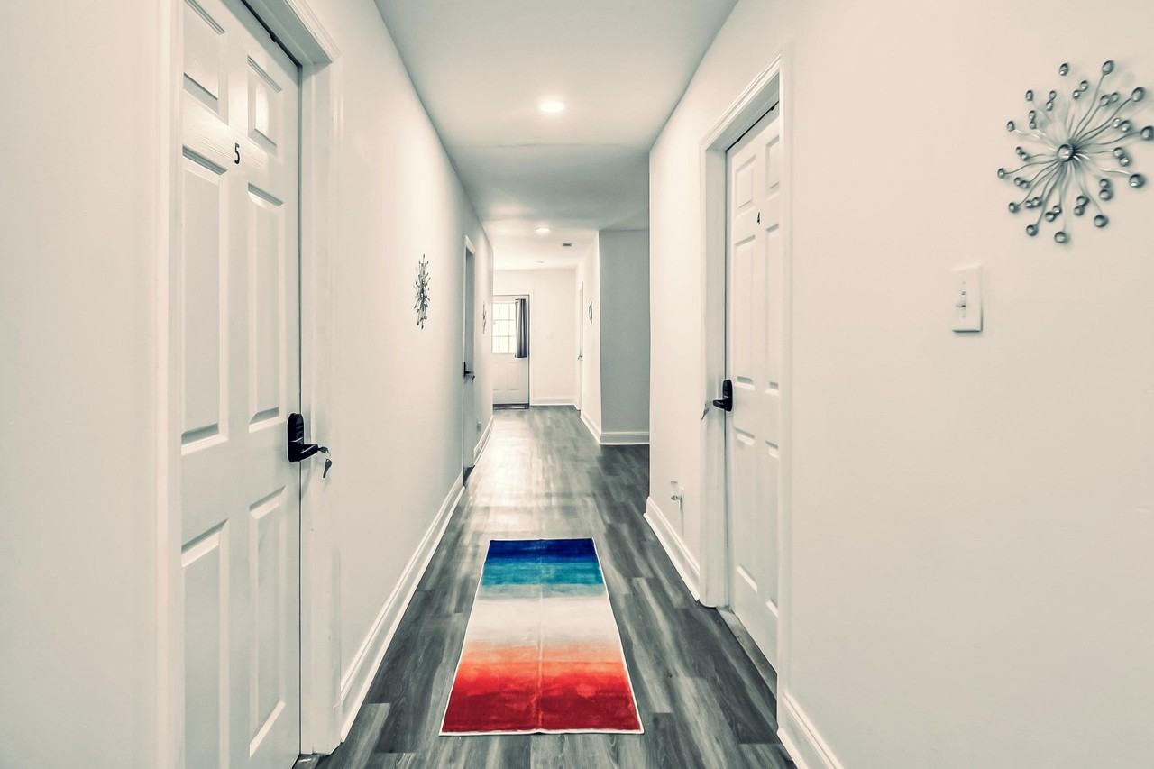 Steele St - Photo 7 of 9