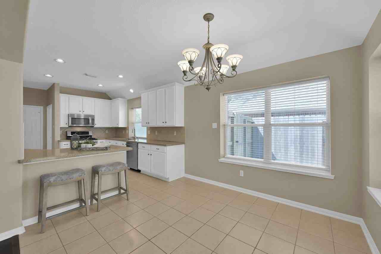 114 E Whistlers Bend Cir - Photo 7 of 30