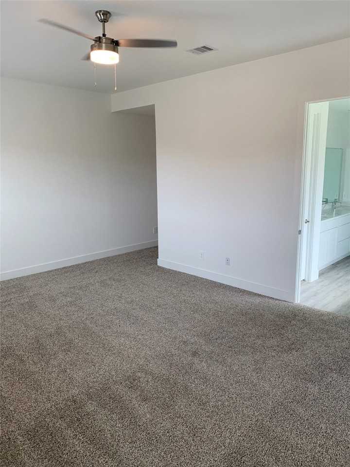 10102 Tatter Creek Ct - Photo 7 of 19