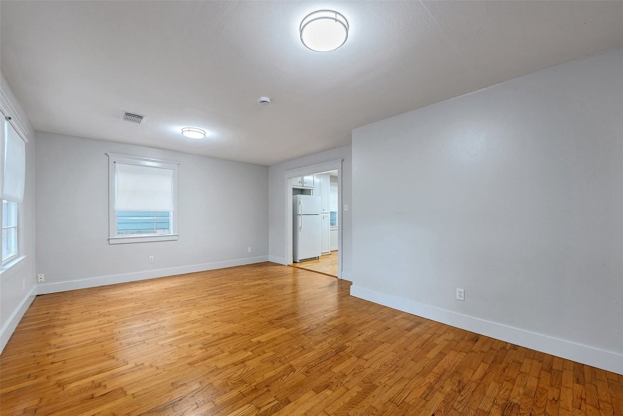 1832 Tabor St - Photo 7 of 28