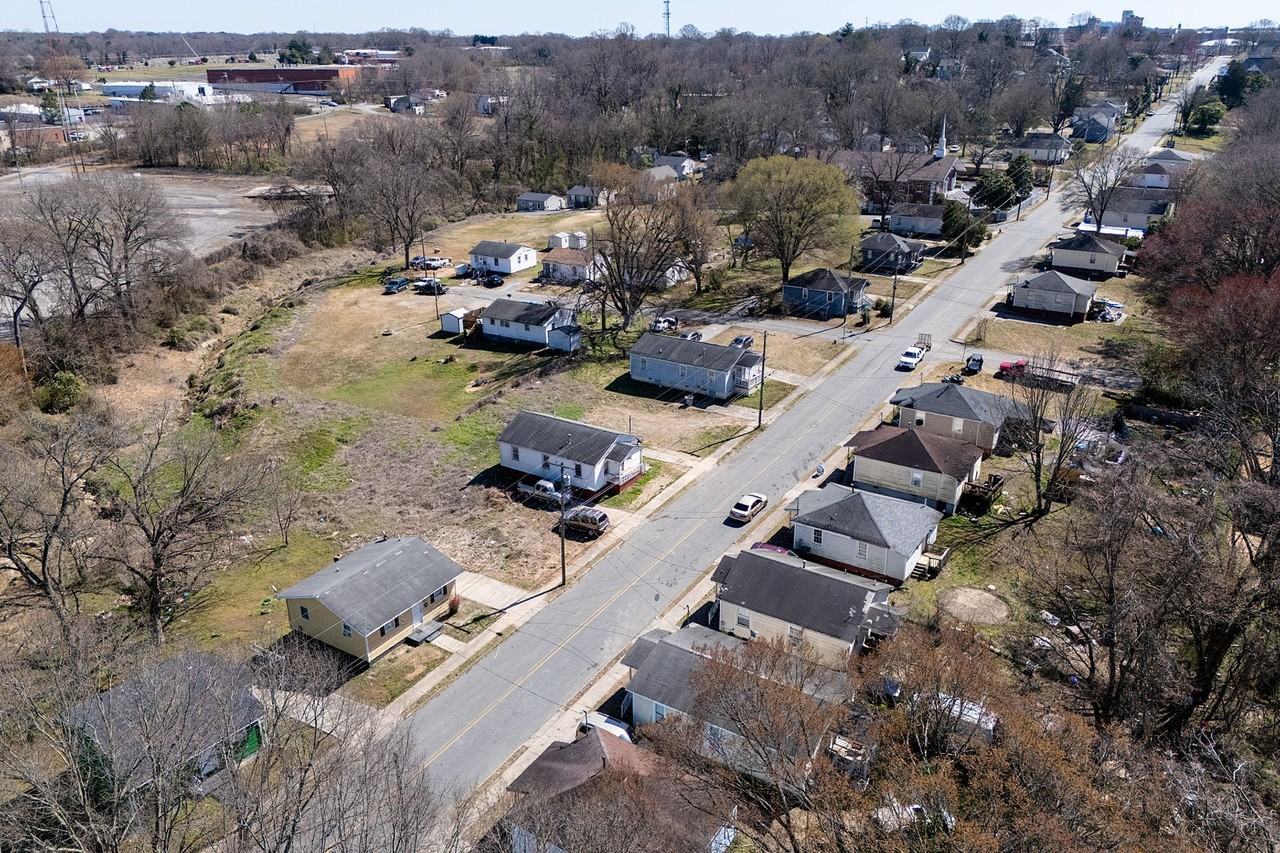 North York Street - Photo 5 of 10