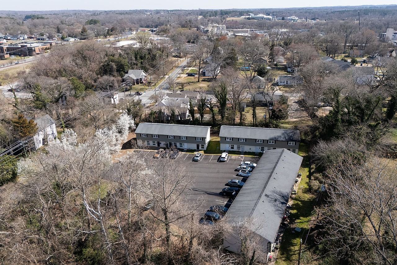 Catawba Avenue - Photo 4 of 10