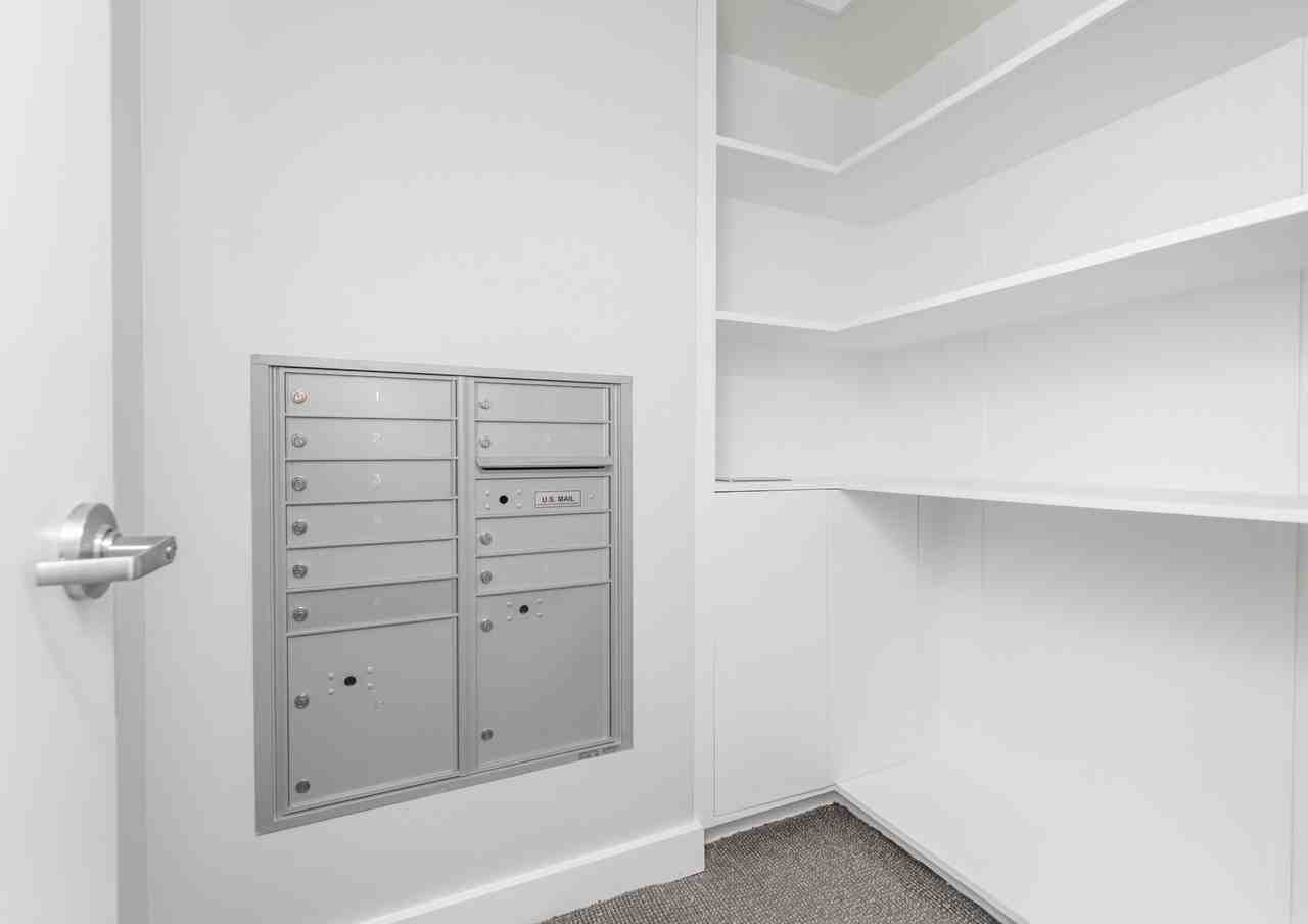 22 Fleet St #7 - Photo 7 of 9