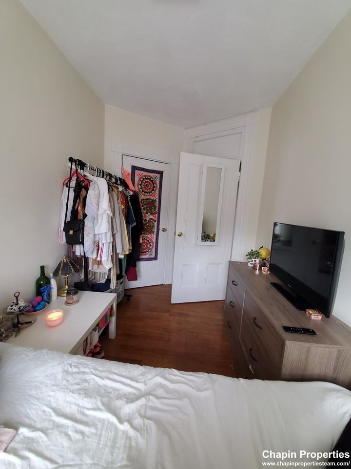 40 Forest St #1 - Photo 7 of 23