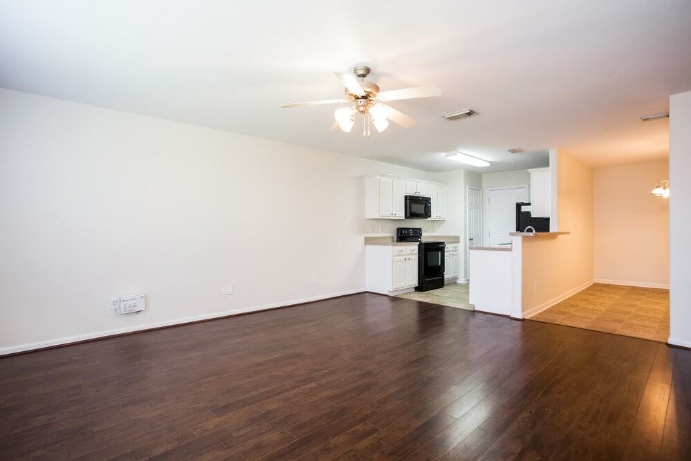 6919 Garnet Trail Ln - Photo 4 of 14
