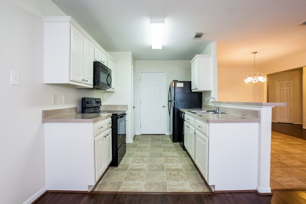 6919 Garnet Trail Ln - Photo 7 of 14