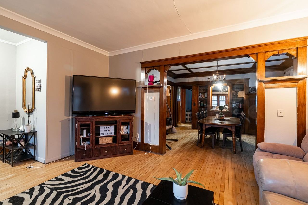 3414 N Oakland Ave - Photo 3 of 24