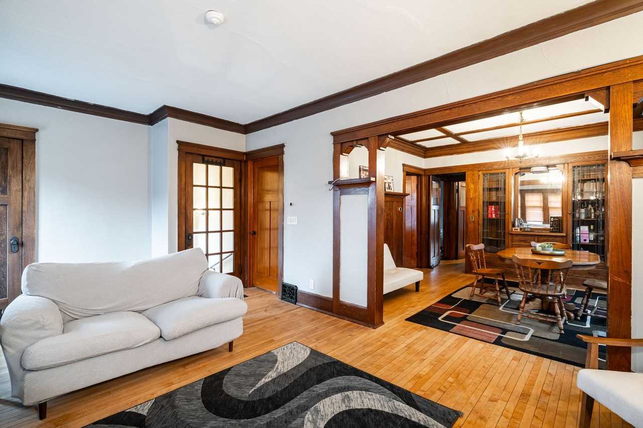 3416 N Oakland Ave - Photo 3 of 24