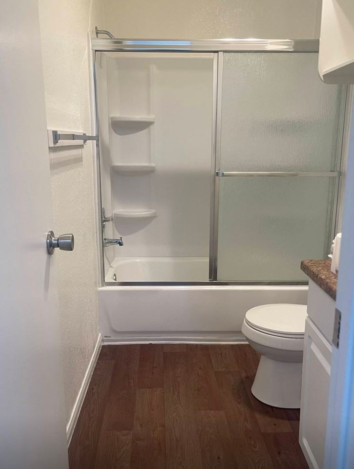 17ua - Photo 6 of 13