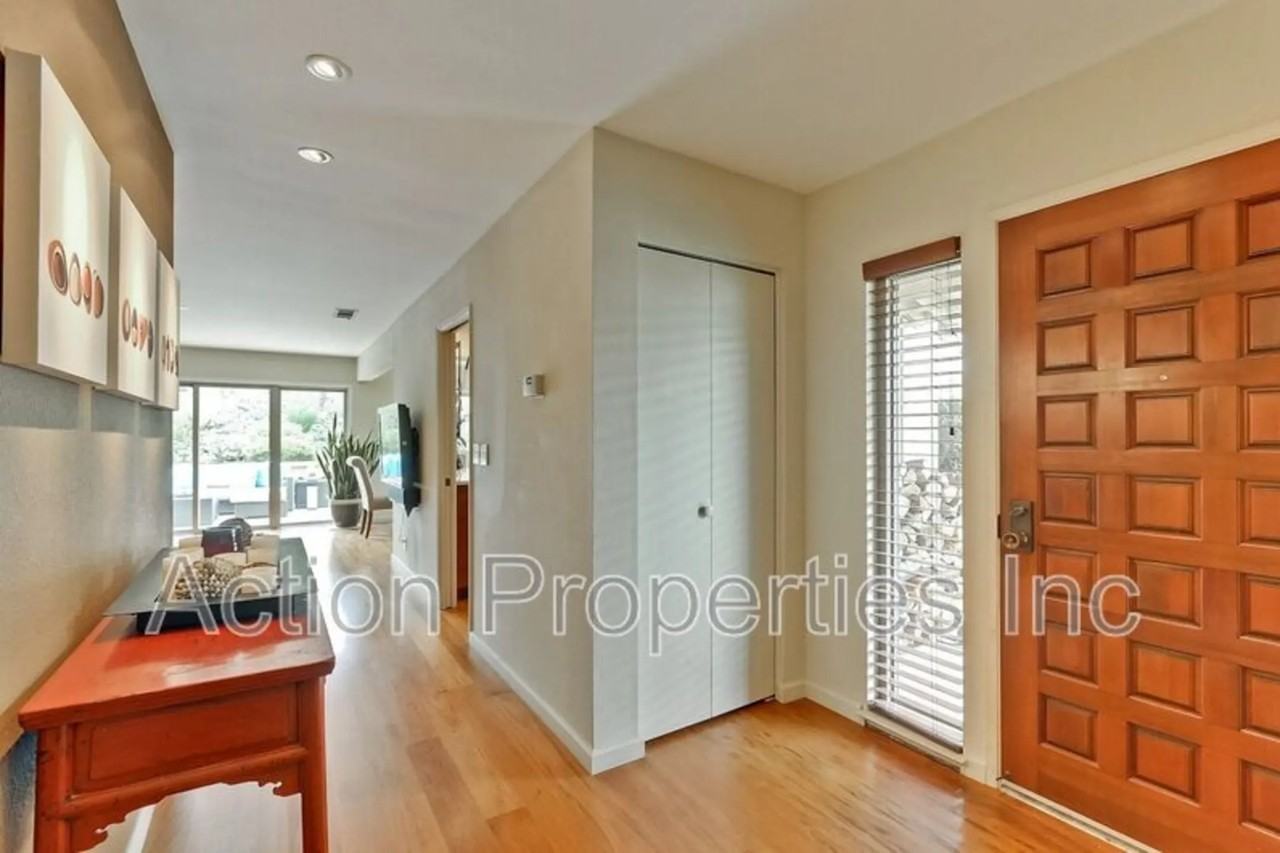 15 Chicory Ln - Photo 2 of 27