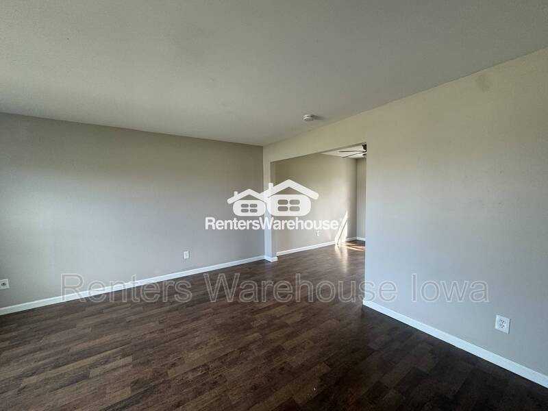 4924 Madison Ave - Photo 5 of 26