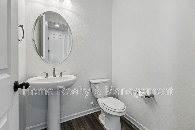 9364 E 105th Ave - Photo 6 of 30