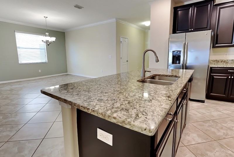 11020 Whittney Chase Dr - Photo 4 of 22