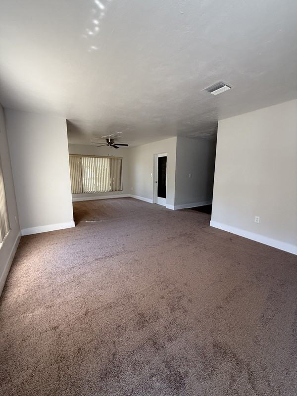 2387 Southland Rd - Photo 3 of 17