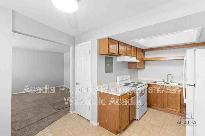 2360 Nw #3 - Photo 2 of 23