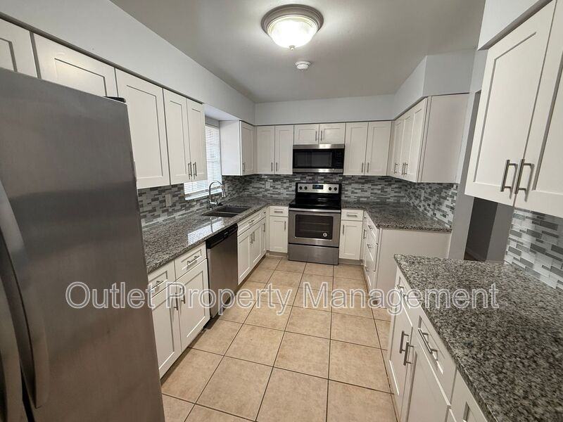 616 Driver Ave - Photo 3 of 21