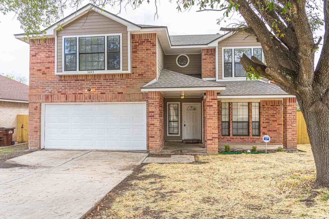 5223 Fawn Lake Drive - Photo 4 of 37