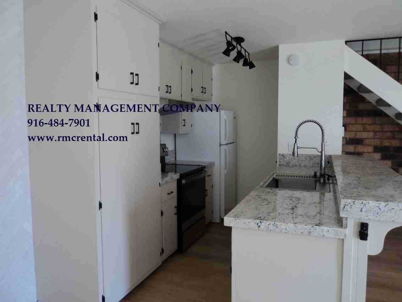 9025 Montoya St #3 - Photo 3 of 9