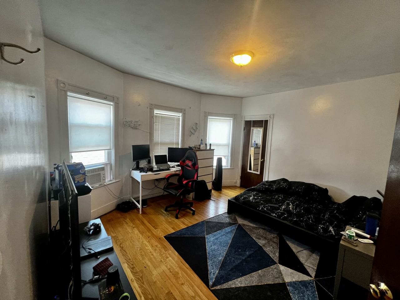 20 Bynner St #2 - Photo 3 of 9