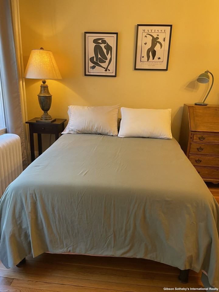 848 Massachusetts Ave #3 - Photo 3 of 11