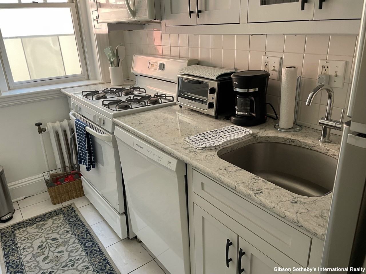 848 Massachusetts Ave #3 - Photo 5 of 11