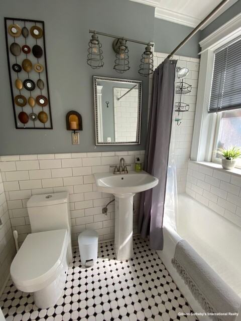 848 Massachusetts Ave #3 - Photo 7 of 11