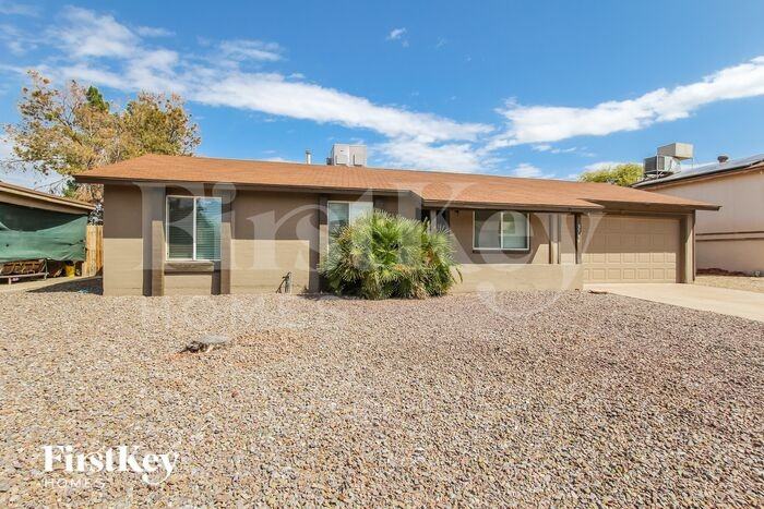 3746 W Bloomfield Rd - Photo 2 of 16