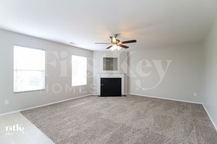 5322 Liberty Hall Cir - Photo 3 of 18