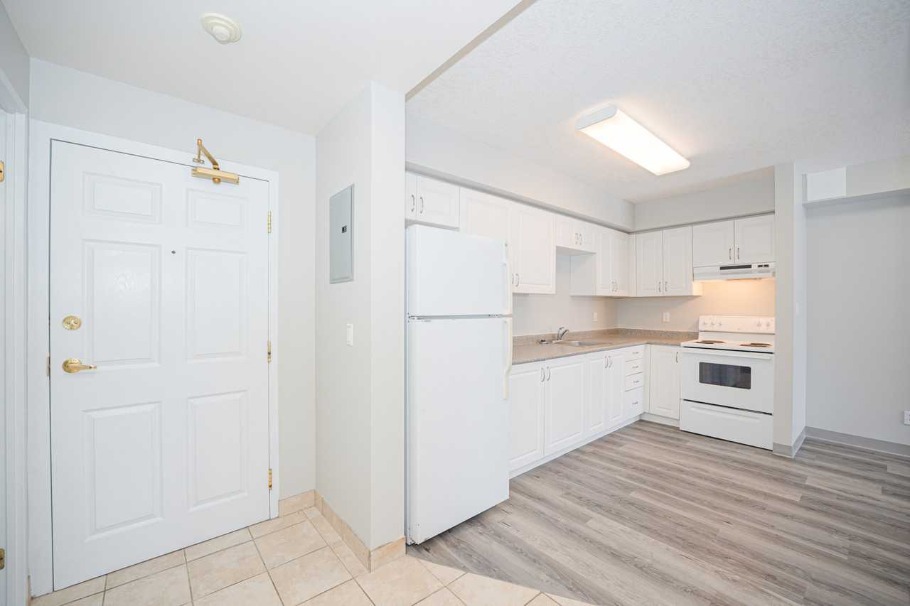 Bloomingdale Mews - Photo 2 of 23