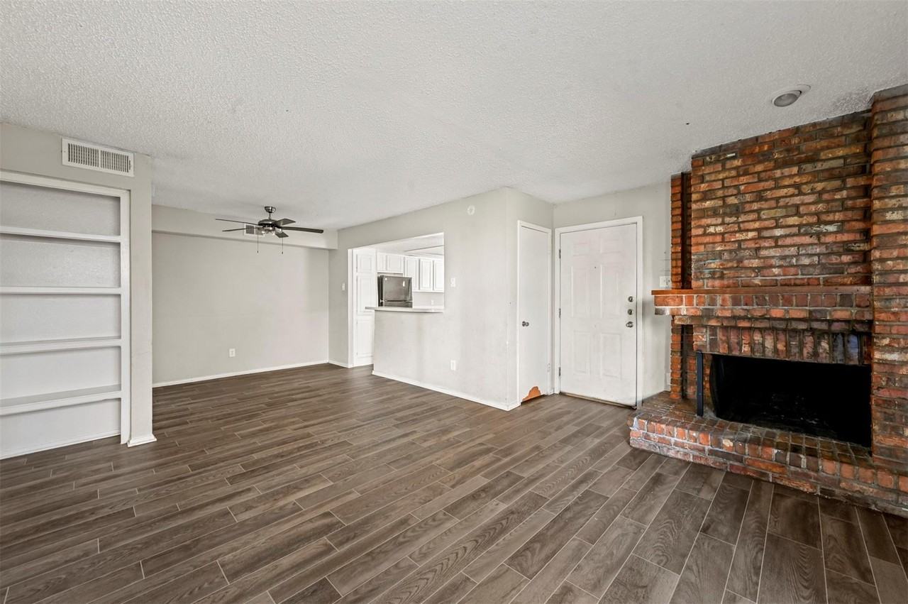 3947 Pleasant Run Rd; Irving 75038 - Photo 2 of 20