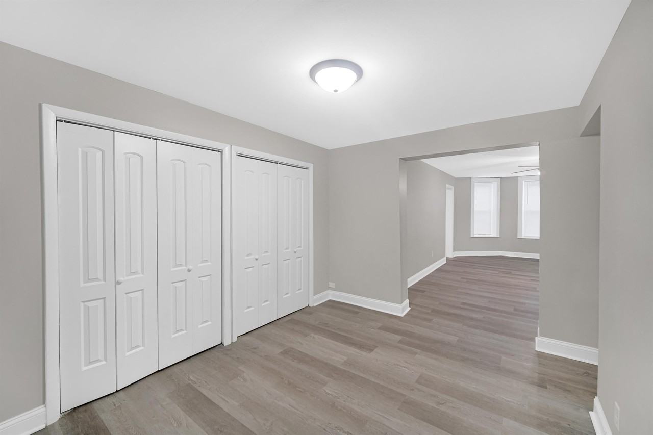 215 East Street - Photo 6 of 13