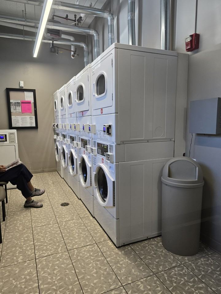 715 Tremont Street - Photo 7 of 8