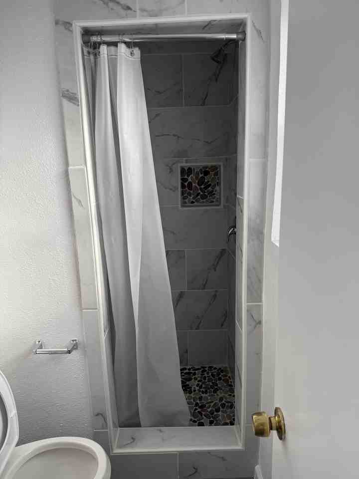 Owensmouth Apartments - Photo 7 of 18