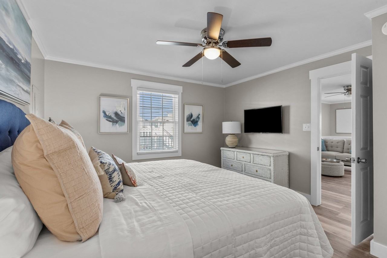 119 West Bogue Blvd - Photo 2 of 20