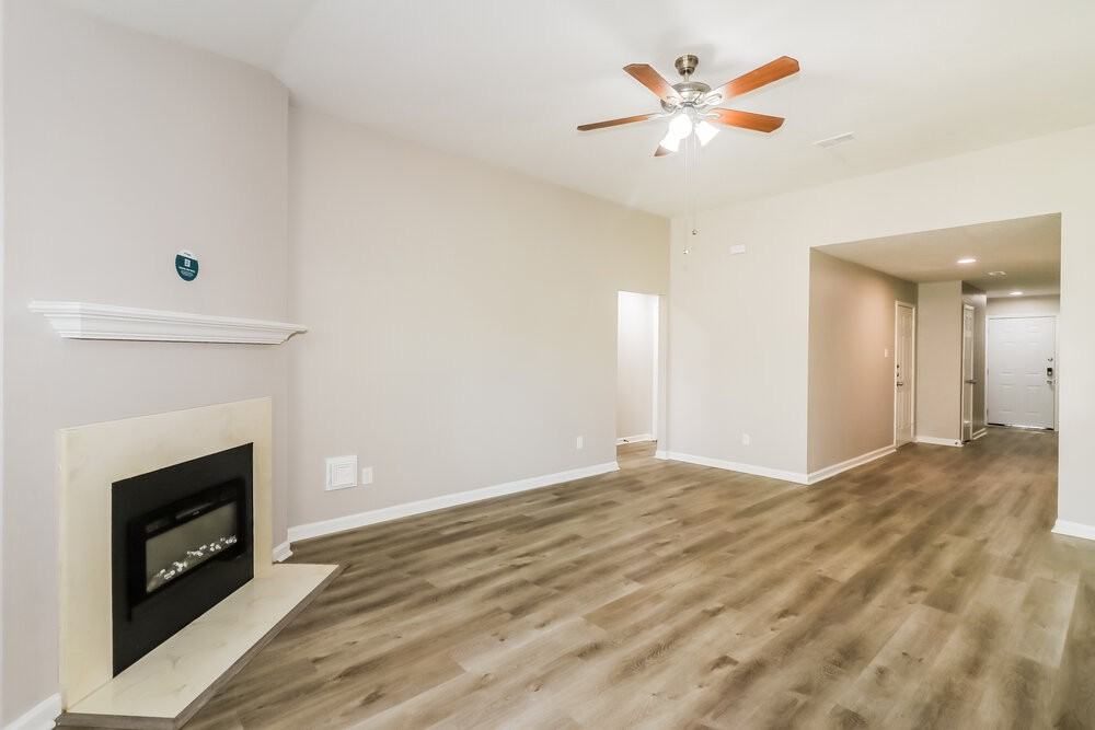 4509 Fox Run St - Photo 5 of 16