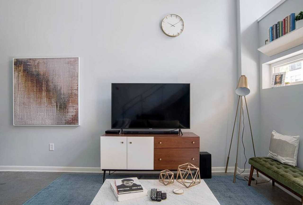 450 East Market Street - Photo 6 of 42