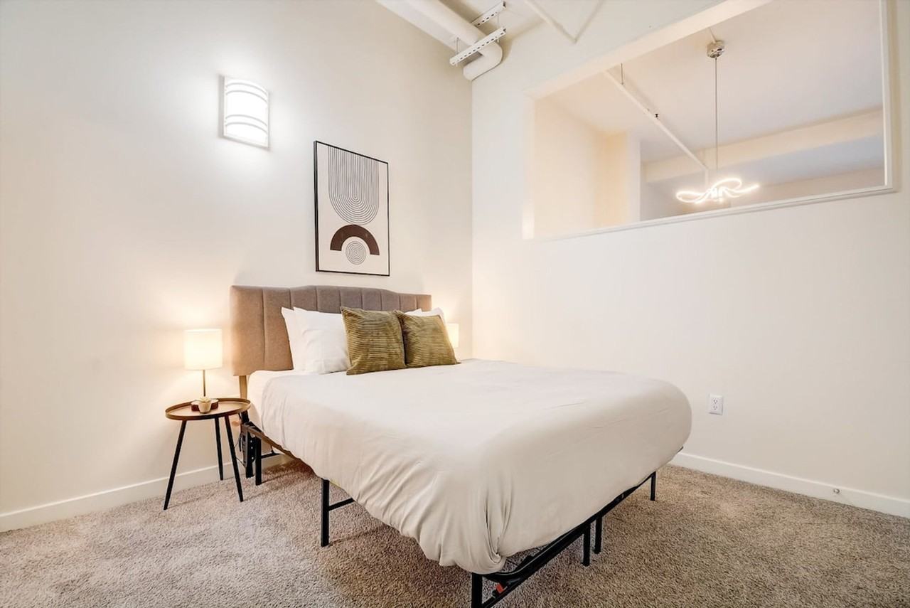 50 North Illinois Street - Photo 4 of 35