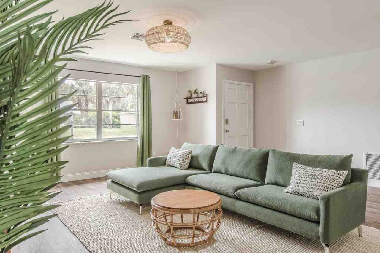 1816 5th Pl #1018162P - Photo 3 of 31